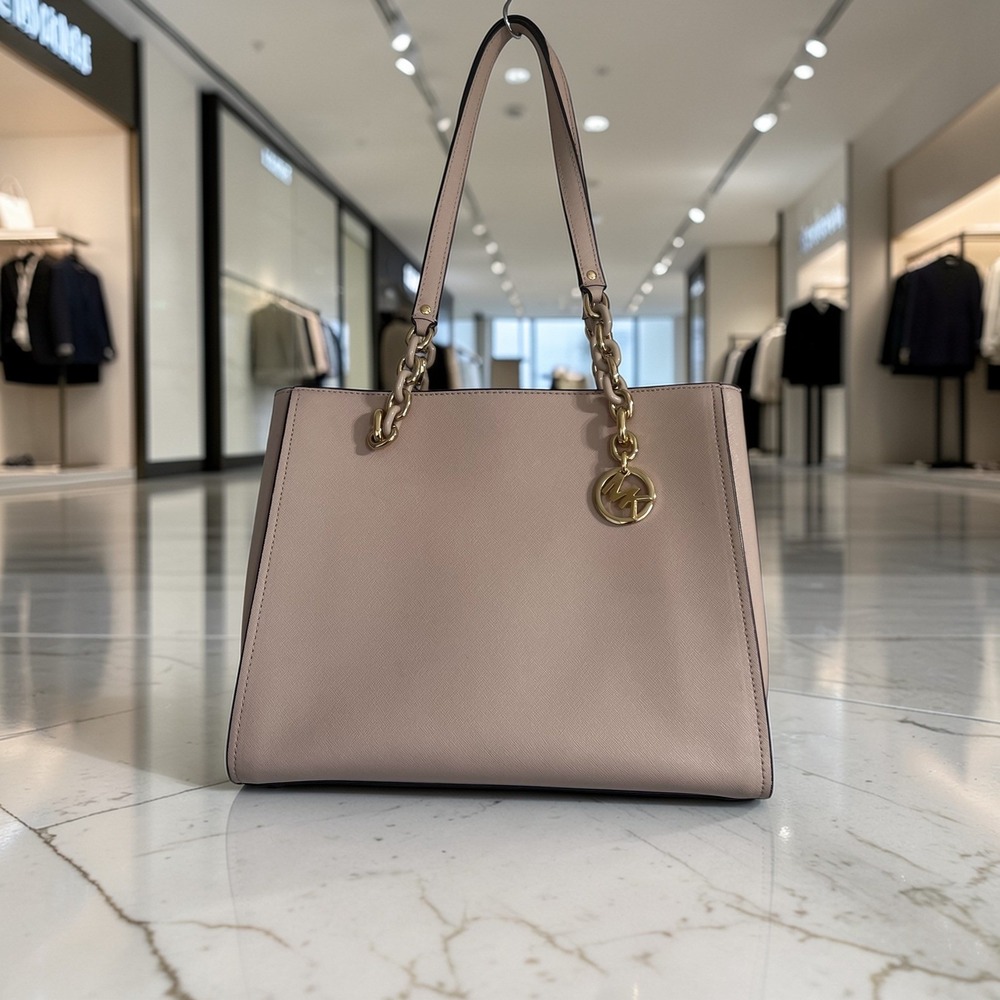 Michael Kors Cynthia Tote Women Large Pink Excellent Saffiano Leather Gold Chain - Picture 6 of 10